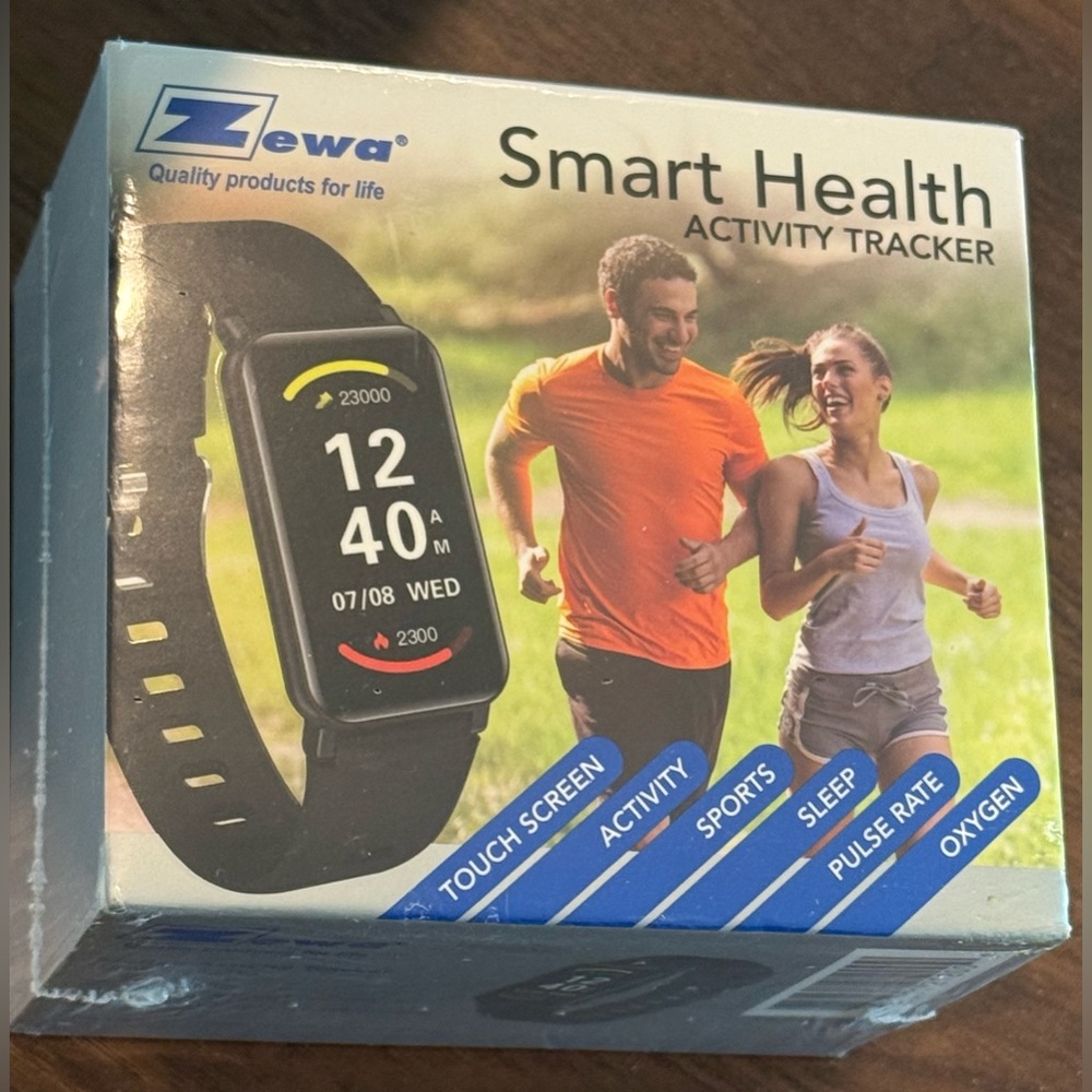 NEW IN BOX! Black Zewa Bluetooth Smartwatch/Activity Tracker